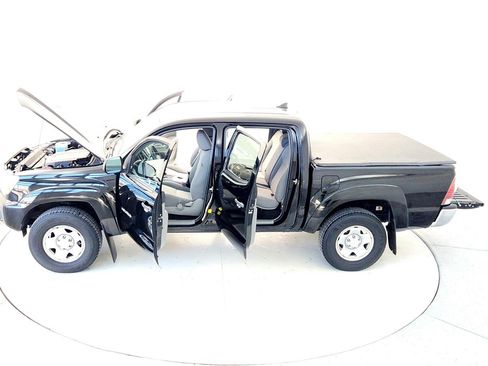 Certified 2015 Toyota Tacoma 4x4 Double Cab image 22