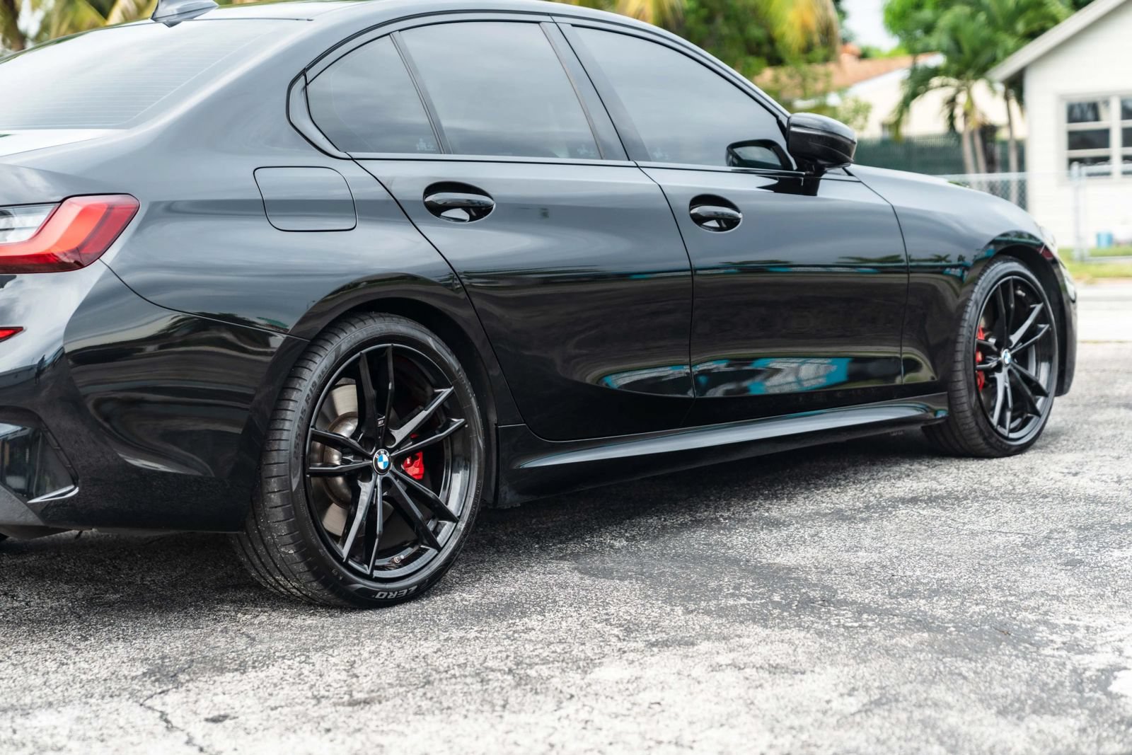 Used 2022 BMW M340i RWD image 4