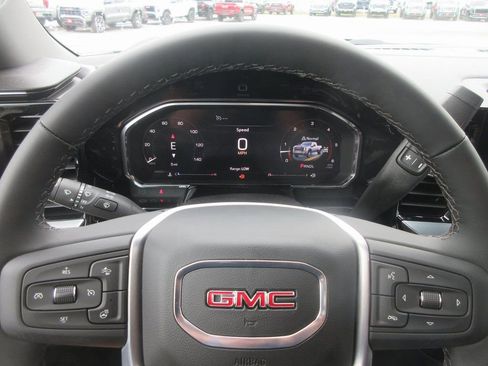 New 2026 GMC Sierra 3500 SLT w/ SLT Premium Package AWD/4WD image 17