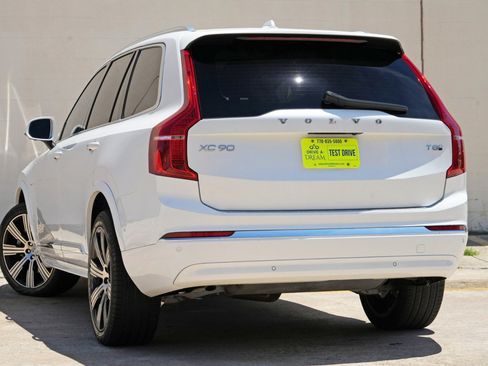 Used 2025 Volvo XC90 T8 Ultra w/ Protection Package Premier AWD/4WD image 6