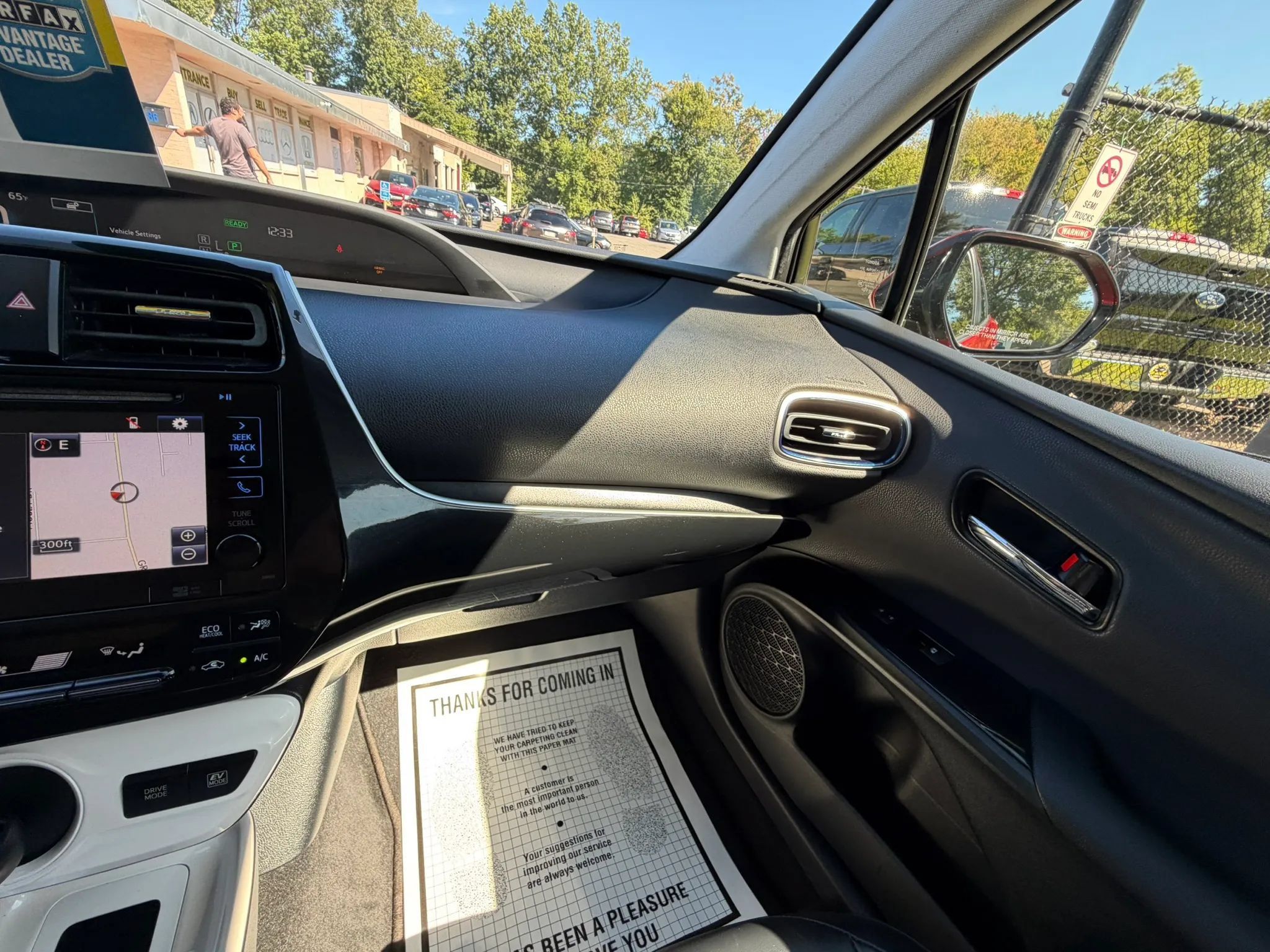 Used 2016 Toyota Prius Three Touring FWD image 25