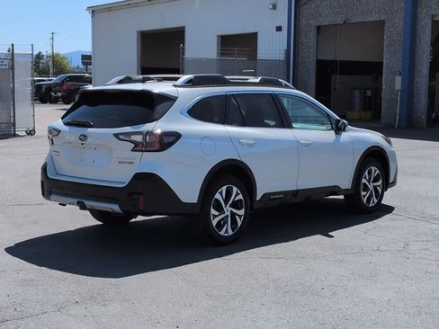 Used 2022 Subaru Outback Touring XT AWD/4WD image 13