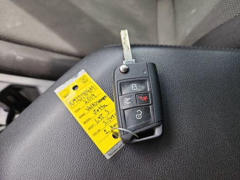 Used 2019 Volkswagen Jetta S w/ Driver Assistance Package FWD image 41