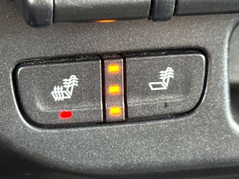 Used 2017 GMC Canyon SLE w/ All Terrain Package image 44