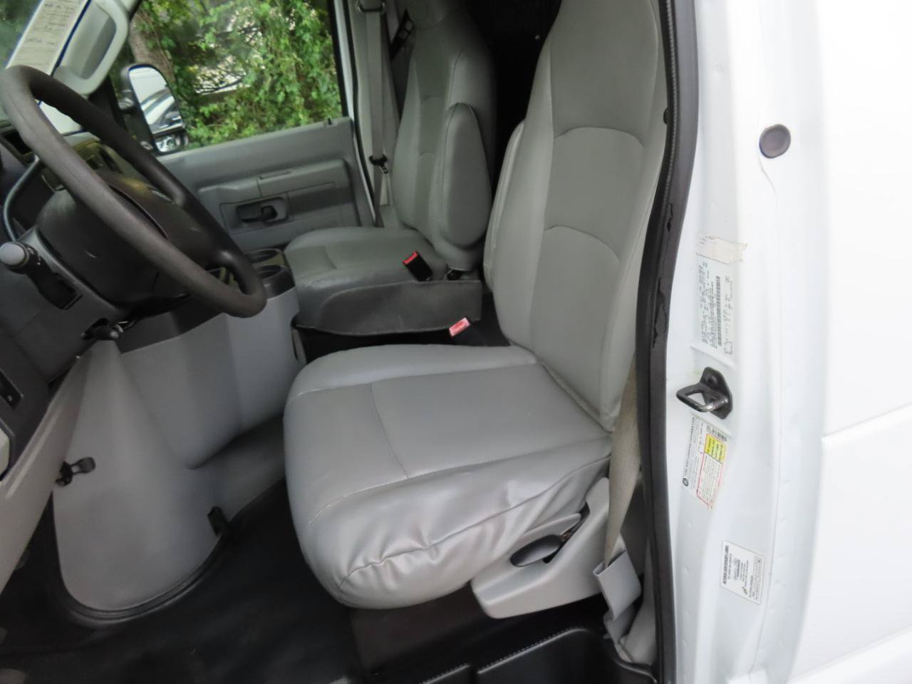 Used 2012 Ford E-150 and Econoline 150 RWD image 14