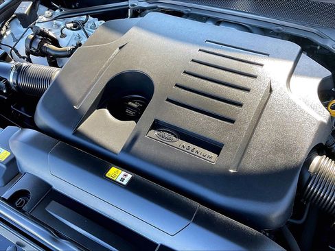 Used 2021 Land Rover Range Rover Sport HST image 29