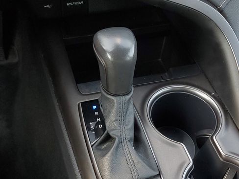 Used 2024 Toyota Camry SE image 28