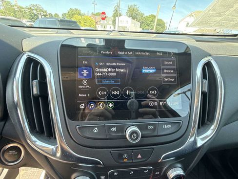 Certified 2024 Chevrolet Equinox LT AWD/4WD image 13