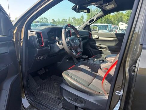 Used 2025 Ford Ranger Raptor AWD/4WD image 16