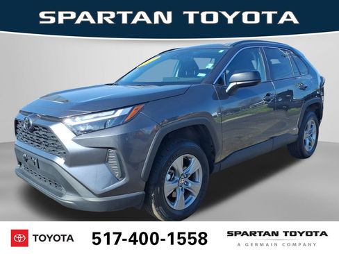 Used 2025 Toyota RAV4 LE AWD/4WD image 1