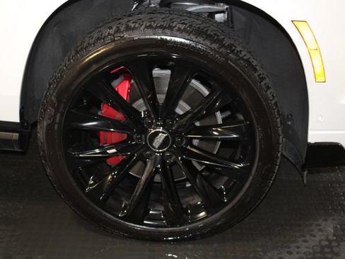 Used 2025 Cadillac Escalade V AWD/4WD image 48
