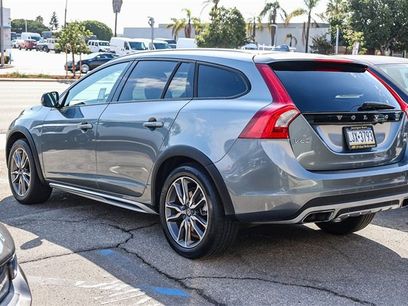 Used 2018 Volvo V60 T5 Cross Country w/ Convenience Package