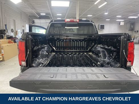 Used 2023 Chevrolet Colorado Z71 w/ Z71 Convenience Package 2 AWD/4WD image 34
