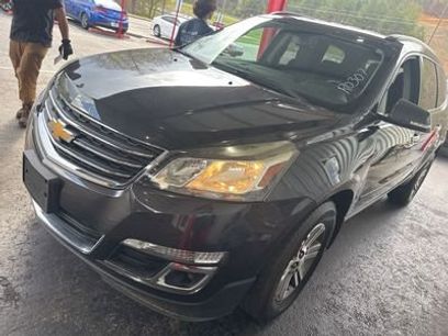 Used 2017 Chevrolet Traverse LT