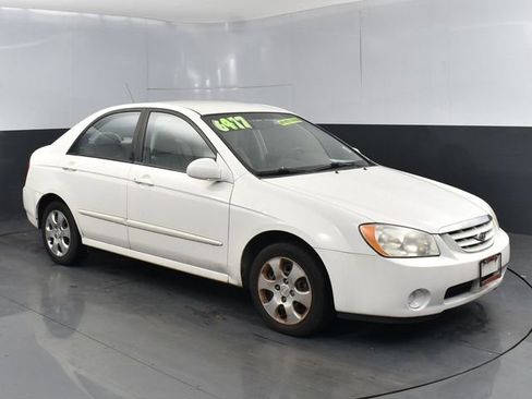 Used 2006 Kia Spectra EX FWD image 1