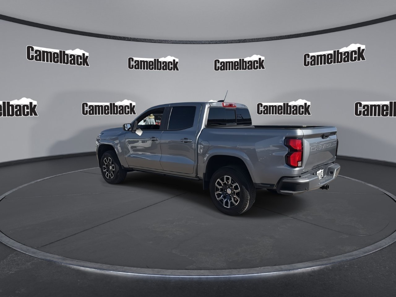 Used 2023 Chevrolet Colorado LT w/ LT Convenience Package III RWD image 5