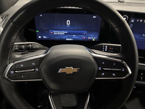 Used 2025 Chevrolet Equinox LT w/ Convenience Package II image 20