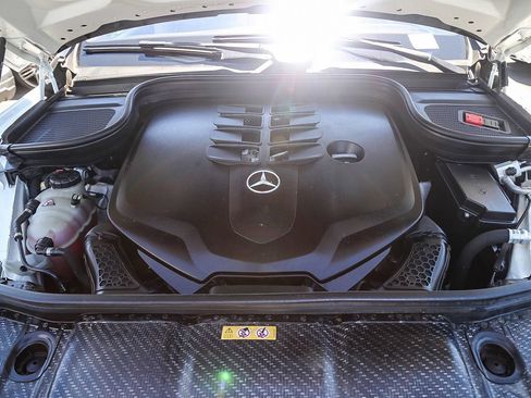 Certified 2023 Mercedes-Benz GLS 580 4MATIC image 24