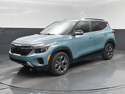 Certified 2024 Kia Seltos S FWD image 22