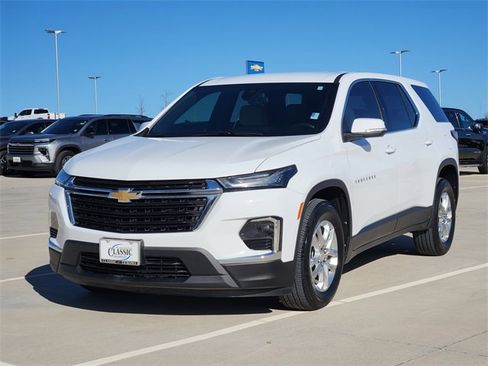 Certified 2022 Chevrolet Traverse LS image 4