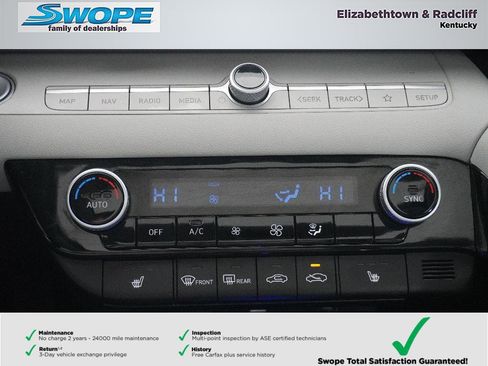 Certified 2024 Hyundai Elantra Limited image 21