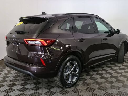 Used 2023 Ford Escape ST-Line w/ Tech Pack #1 AWD/4WD image 13
