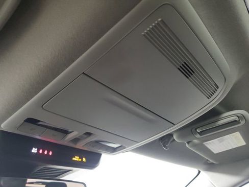 Used 2025 MAZDA CX-30 AWD 2.5 S w/ Premium Package image 34