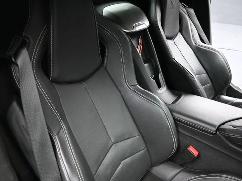 Used 2020 Chevrolet Corvette Stingray Preferred Conv w/ 2LT Preferred Equipment Group RWD image 24