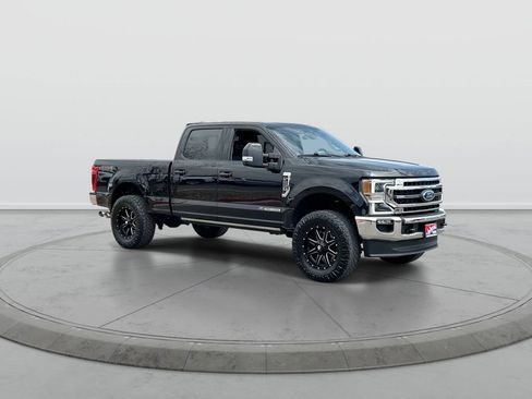 Used 2020 Ford F250 Lariat w/ Lariat Ultimate Package AWD/4WD image 2