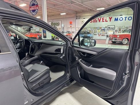 Used 2020 Subaru Outback Onyx Edition XT image 40