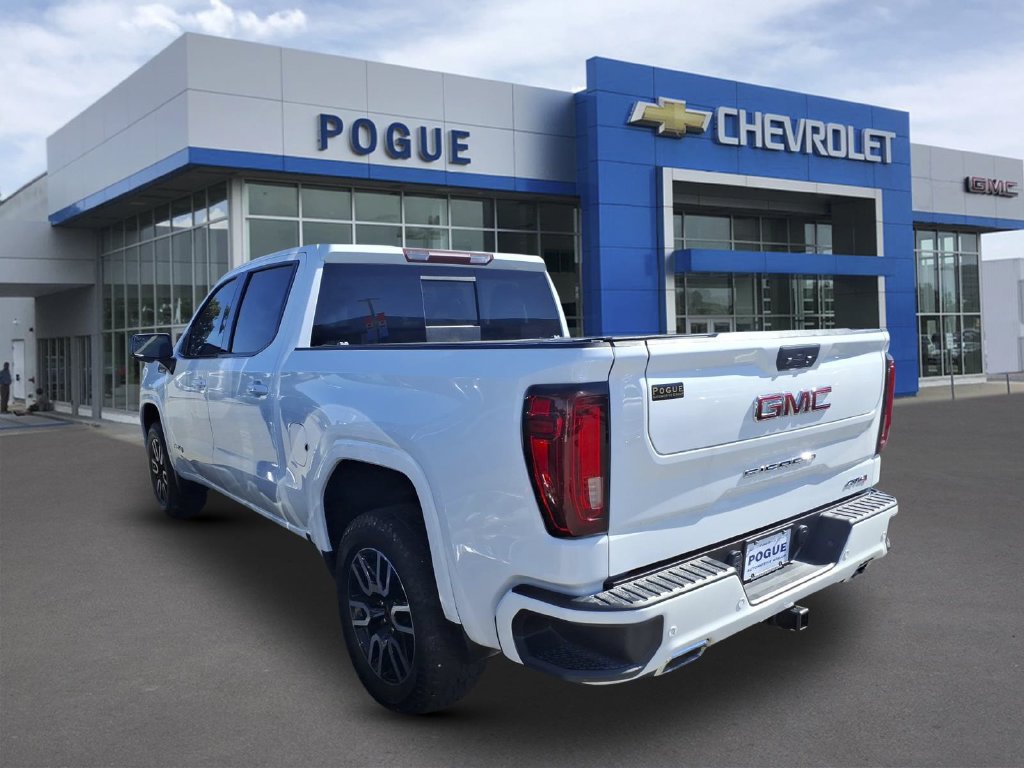 Used 2022 GMC Sierra 1500 AT4 w/ AT4 Preferred Package AWD/4WD image 3