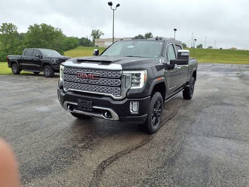 Used 2021 GMC Sierra 2500 Denali w/ Denali Black Diamond Edition AWD/4WD image 14