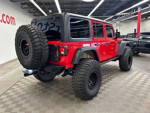 Used 2023 Jeep Wrangler Unlimited Rubicon AWD/4WD image 8