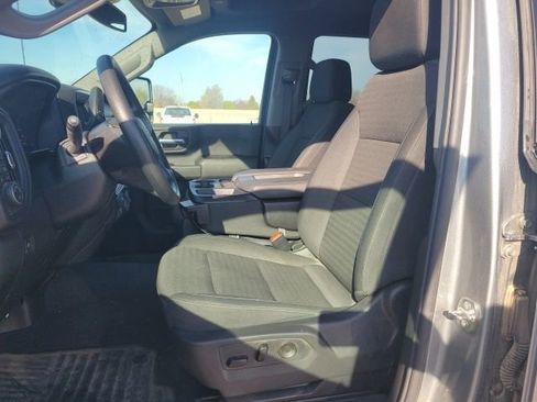 Used 2026 Chevrolet Silverado 2500 Custom w/ Custom Value Package image 21