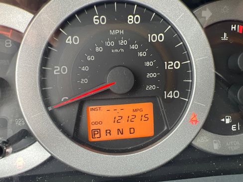 Used 2010 Toyota RAV4 Limited image 22
