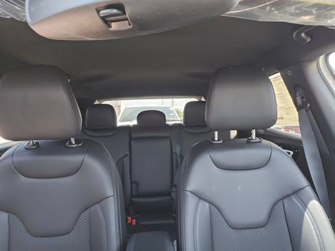 New 2026 Jeep Compass Latitude AWD/4WD image 23