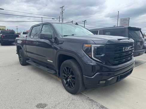 Used 2023 GMC Sierra 1500 Elevation w/ LPO, Elevation Black Package AWD/4WD image 2