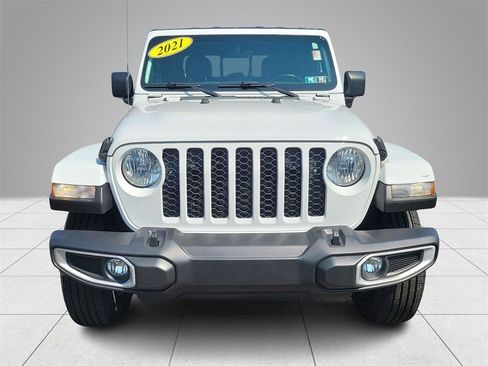 Certified 2021 Jeep Gladiator Sport image 2