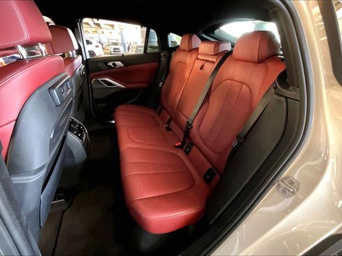 Used 2020 BMW X6 sDrive40i w/ Premium Package image 19