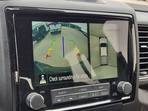 Used 2022 Nissan Frontier PRO-4X AWD/4WD image 8
