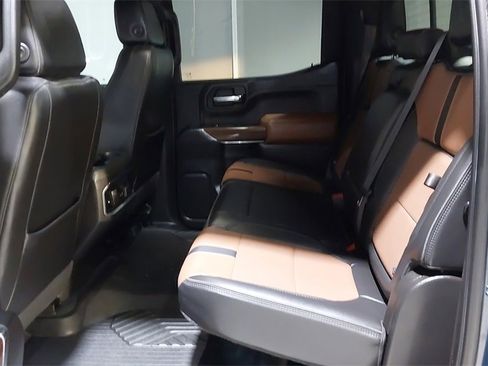 Used 2022 Chevrolet Silverado 1500 High Country w/ Z71 Off-Road Package image 21