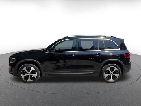 Used 2025 Mercedes-Benz GLB 250 image 9
