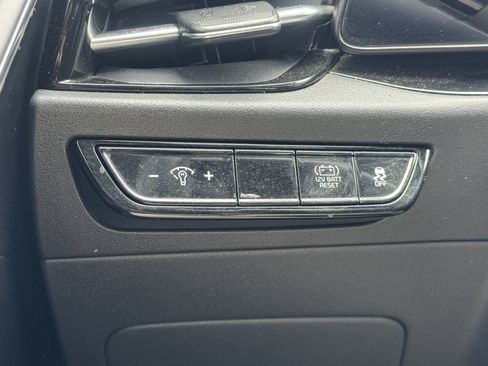 Used 2023 Kia Niro EX FWD image 36