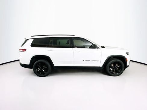 Used 2023 Jeep Grand Cherokee L Laredo AWD/4WD image 10