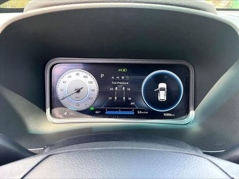 Used 2023 Hyundai Kona SE image 23