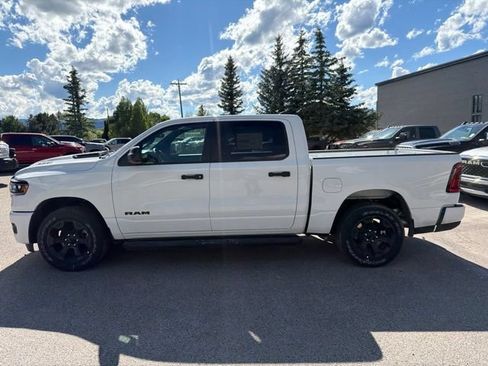 New 2026 RAM 1500 Express AWD/4WD image 19