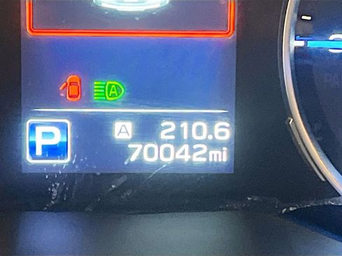 Used 2020 Subaru Ascent Limited w/ Technology Package image 12