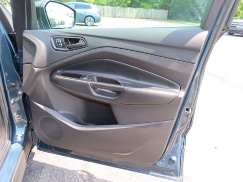 Used 2019 Ford Escape S FWD image 23