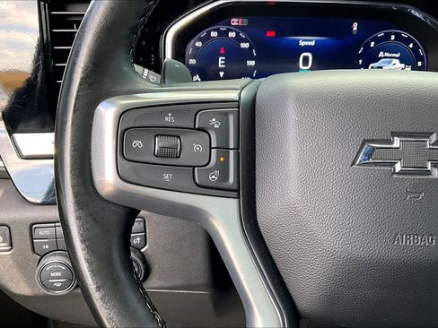 Used 2025 Chevrolet Silverado 1500 LT Trail Boss w/ Convenience Package II image 19