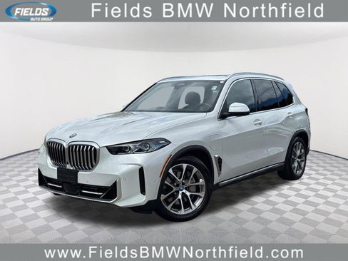 Certified 2025 BMW X5 xDrive50e w/ Climate Comfort Package AWD/4WD image 1
